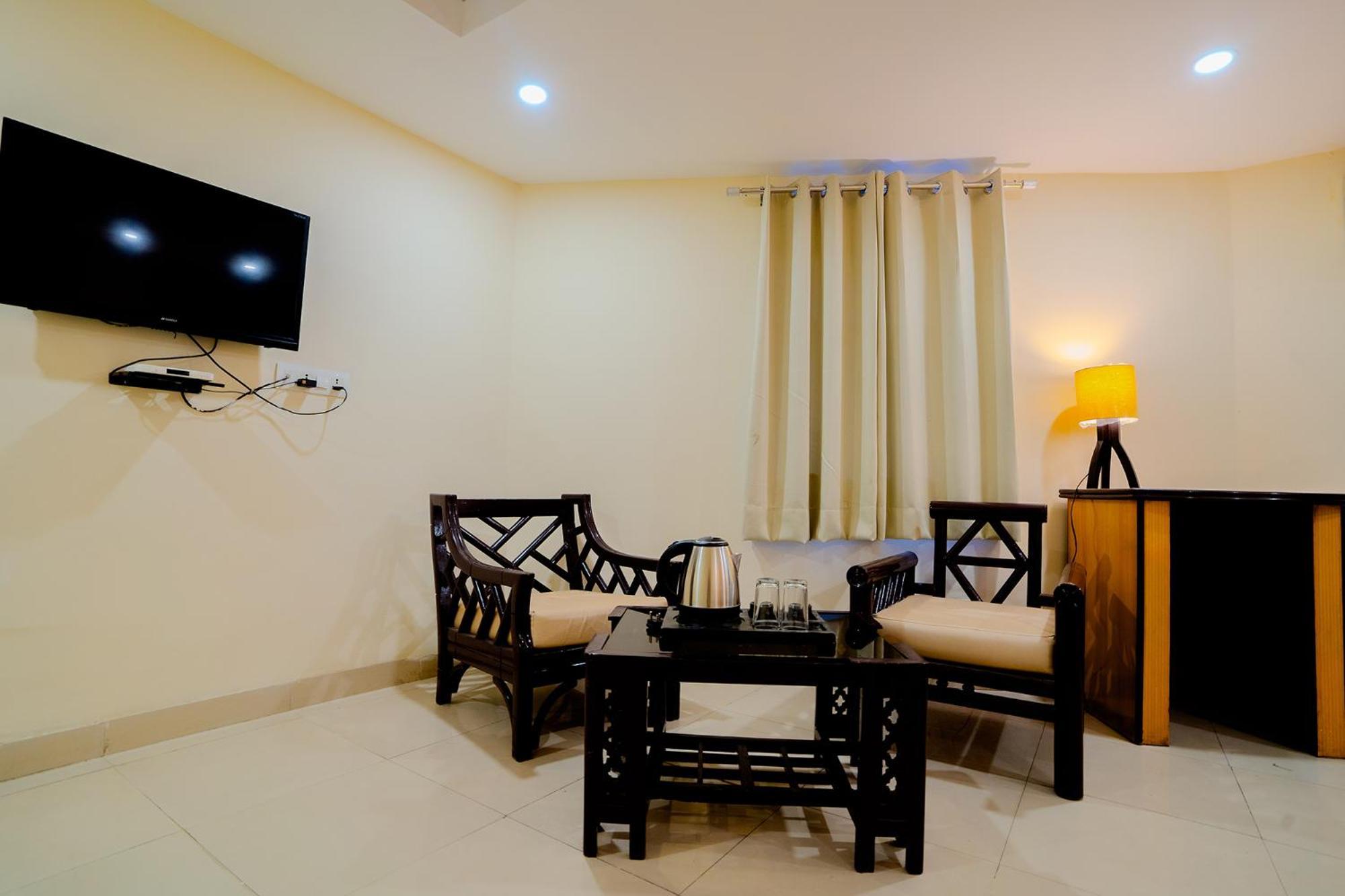Fabhotel Polovictory Palace Джайпур Екстериор снимка